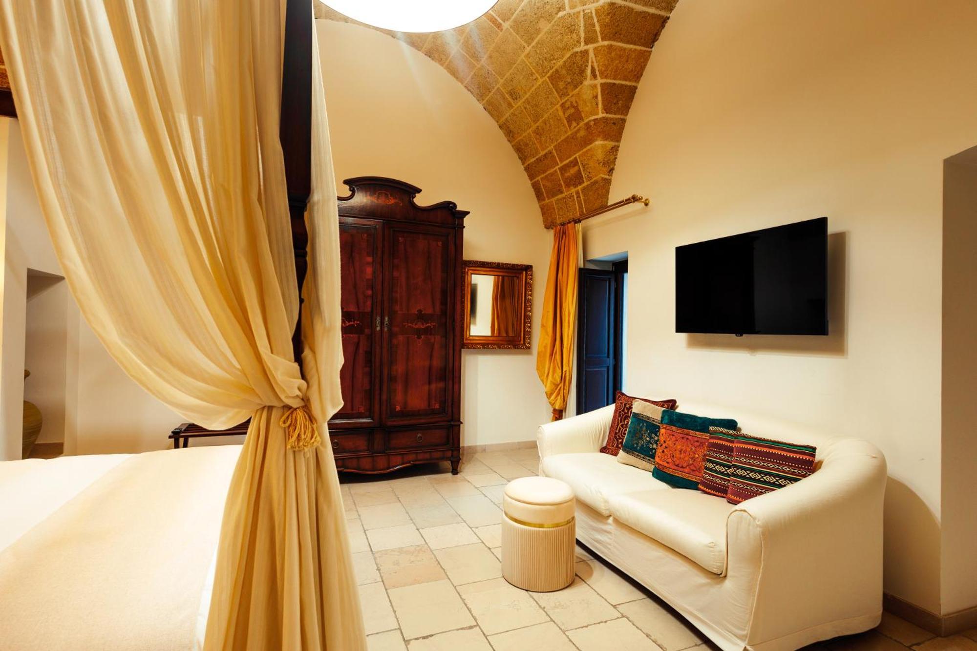 Vico Regio Hotel Casarano Kültér fotó
