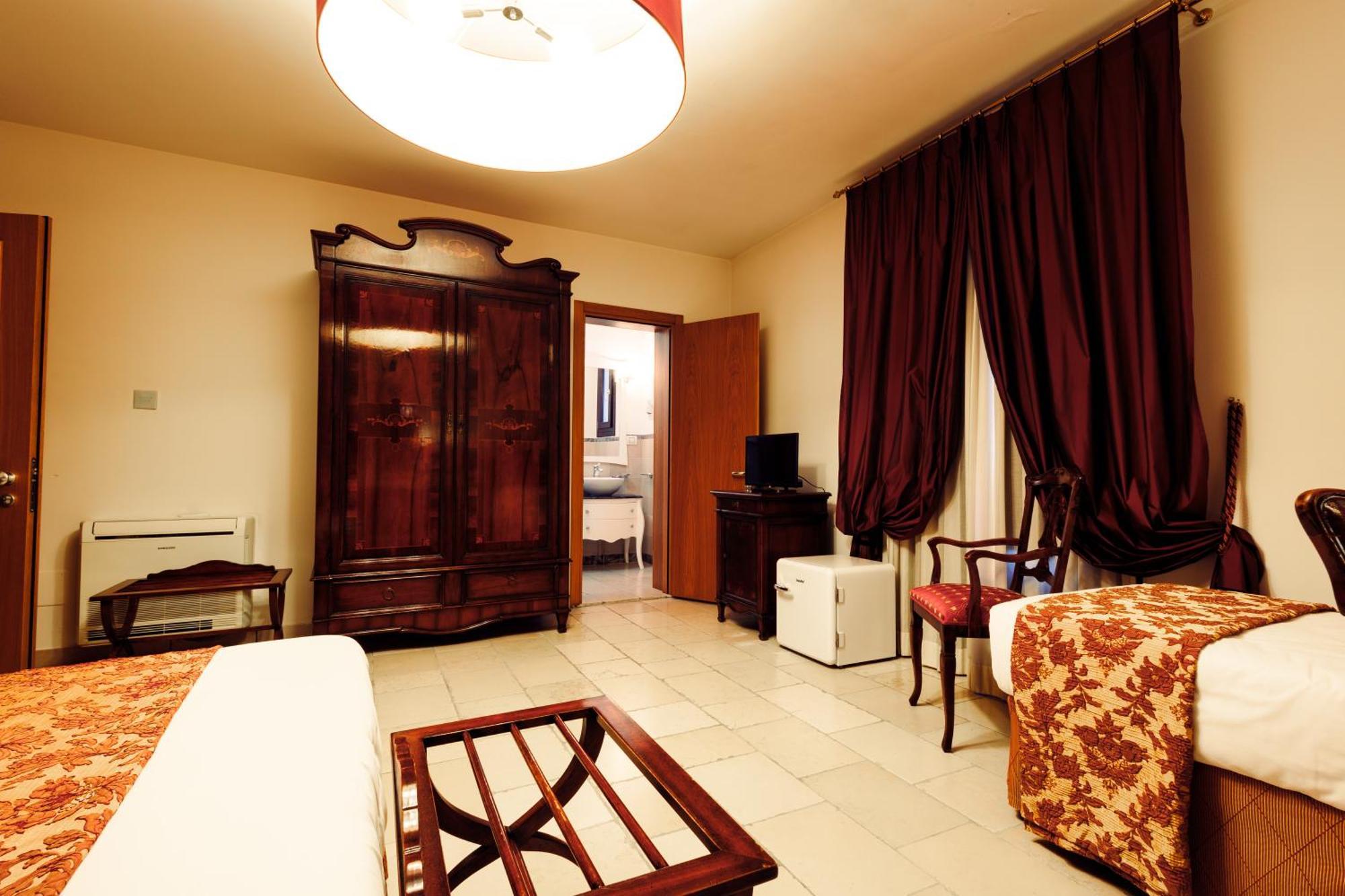 Vico Regio Hotel Casarano Kültér fotó